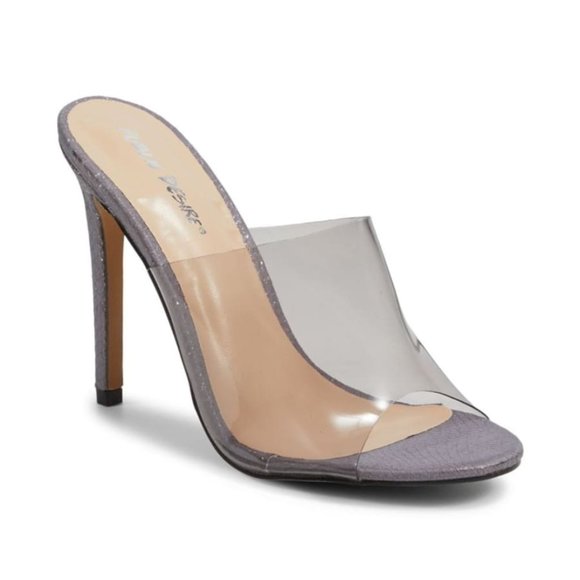 Public Desire Women's Headline PVC Sandals - Grey - Picture 1 of 3